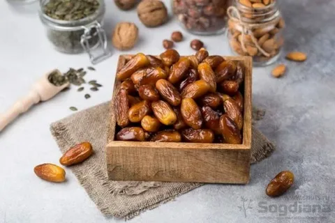 تصویر 5 از قیمت خرید خرما پیارم خشکپاک عمده به صرفه و ارزان